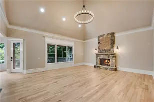 2140 Tee Dr, Braselton, GA 30517 - Photo 10