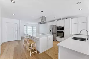 908 Lenox Hill Ct NE, Atlanta, GA 30324 - Photo 2