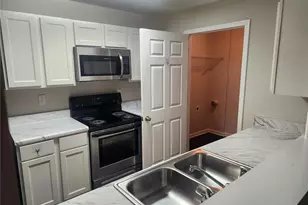 6202 Fairington Ridge Cir, Lithonia, GA 30038 - Photo 8