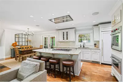2630 Cove Circle NE, Atlanta, GA 30319 - Photo 12