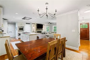 2630 Cove Cir NE, Atlanta, GA 30319 - Photo 14