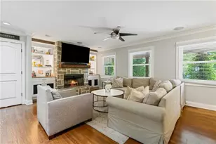 2630 Cove Cir NE, Atlanta, GA 30319 - Photo 8