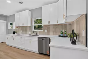 1285 McClure Ave NW, Atlanta, GA 30314 - Photo 10