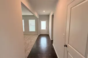 230 Mackenzie Ct, Covington, GA 30016 - Photo 2
