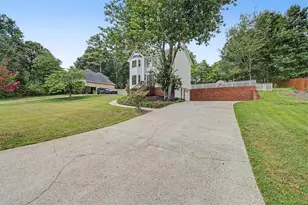 3782 Churchill Dr SW, Marietta, GA 30064 - Photo 4
