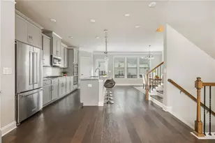 1391 Live Oak Ln, Atlanta, GA 30319 - Photo 14