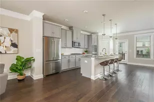 1391 Live Oak Ln, Atlanta, GA 30319 - Photo 2
