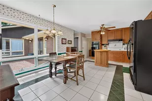 115 Farmstead Ln, Roswell, GA 30075 - Photo 12