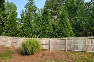 5219 Leecroft Dr, Buford, GA 30518 - Photo 16
