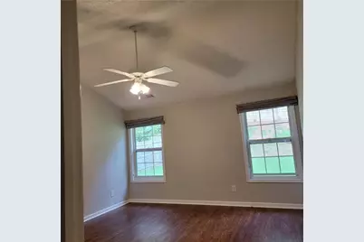 5219 Leecroft Drive, Buford, GA 30518 - Photo 10