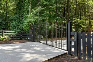 1000 Holly St, Canton, GA 30114 - Photo 2