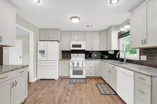 32 Baker Rd SE, Cartersville, GA 30120 - Photo 8