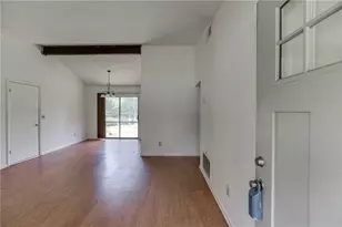 3622 Cainbridge Ct, Lawrenceville, GA 30044 - Photo 4