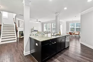 1020 Roswell Manor Cir, Roswell, GA 30076 - Photo 10