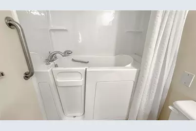 475 Mount Vernon Highway NE #C225, Atlanta, GA 30328 - Photo 12