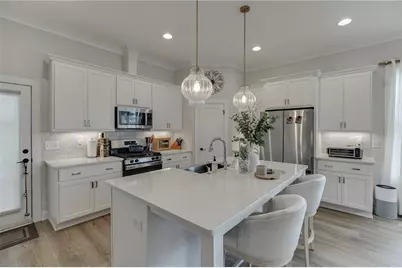 3546 Sandy Woods Lane, Stone Mountain, GA 30083 - Photo 14