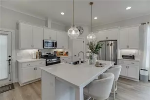 3546 Sandy Woods Ln, Stone Mountain, GA 30083 - Photo 14