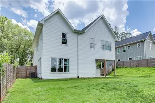 3546 Sandy Woods Ln, Stone Mountain, GA 30083 - Photo 40