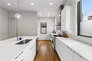 102 Cityview Ct NE, Atlanta, GA 30308 - Photo 6