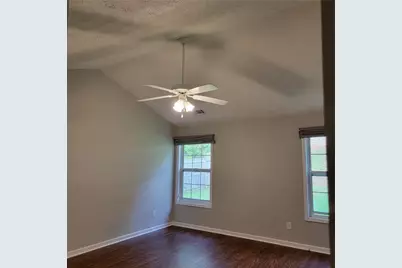 5219 Leecroft Drive, Buford, GA 30518 - Photo 10