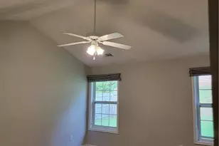 5219 Leecroft Dr, Buford, GA 30518 - Photo 10