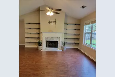 5219 Leecroft Drive, Buford, GA 30518 - Photo 4