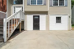 5896 Amerson Ln, Ellenwood, GA 30294 - Photo 8