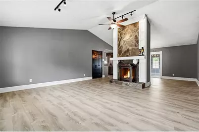 107 Riverchase Drive, Woodstock, GA 30188 - Photo 2