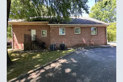 2381 Shallowford Terrace, Atlanta, GA 30341 - Photo 32