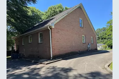 2381 Shallowford Terrace, Atlanta, GA 30341 - Photo 30