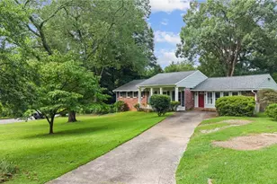 4152 Laynewood Cir, Tucker, GA 30084 - Photo 2