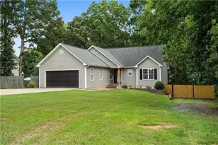 141 Poplar Way, Winder, GA 30680 - Photo 4