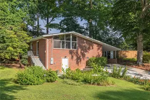 2988 Vine Cir, Decatur, GA 30033 - Photo 2
