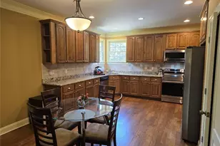 919 Jefferson Ave Ave, Atlanta, GA 30344 - Photo 8