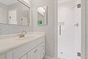 345 W Spalding Dr Dr, Sandy Springs, GA 30328 - Photo 32