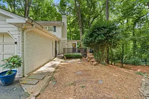 345 W Spalding Dr Dr, Sandy Springs, GA 30328 - Photo 46