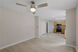 481 Hillandale Park Dr, Lithonia, GA 30058 - Photo 4