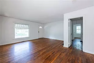 1555 Venetian Dr SW, Atlanta, GA 30311 - Photo 4