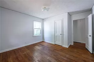 1555 Venetian Dr SW, Atlanta, GA 30311 - Photo 10