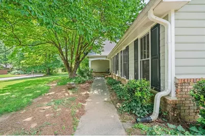 1843 Mountain Creek Drive, Stone Mountain, GA 30087 - Photo 14