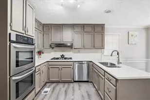 1843 Mountain Creek Dr, Stone Mountain, GA 30087 - Photo 30