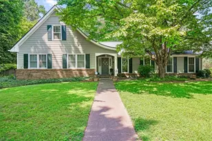 1843 Mountain Creek Dr, Stone Mountain, GA 30087 - Photo 2