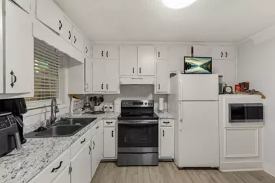 481 E Johns Road NW, Lilburn, GA 30047 - Photo 12