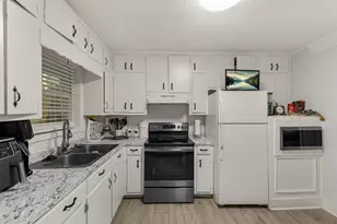 481 E Johns Rd NW, Lilburn, GA 30047 - Photo 12