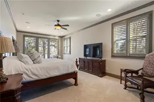 6402 Lakeview Dr, Buford, GA 30518 - Photo 20
