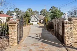 6402 Lakeview Dr, Buford, GA 30518 - Photo 50