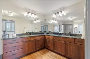 6402 Lakeview Dr, Buford, GA 30518 - Photo 22