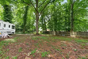 481 E Johns Rd NW, Lilburn, GA 30047 - Photo 30