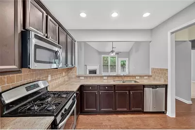 369 Privet Circle, Suwanee, GA 30024 - Photo 8