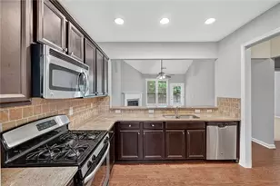369 Privet Cir, Suwanee, GA 30024 - Photo 8